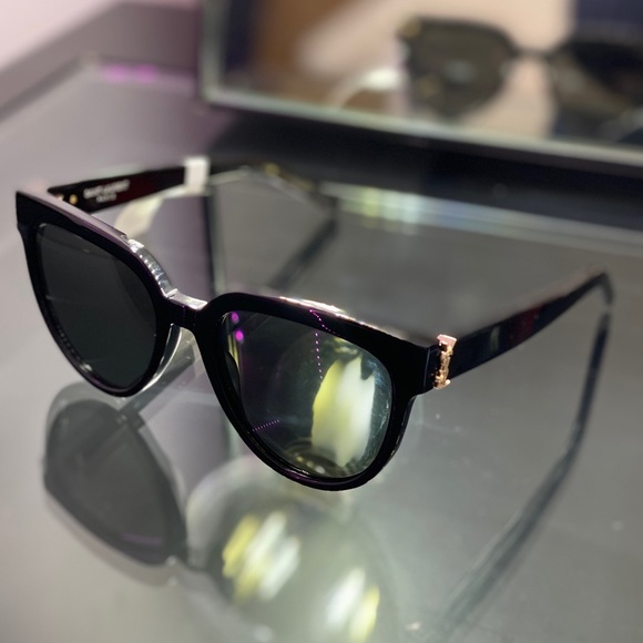 Host Pick!!🎉 Yves Saint Laurent SL M29 Sunglasses - Picture 2 of 8